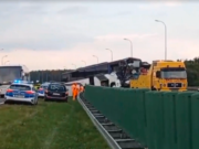 В Польше разбился автобус с детьми (видео)