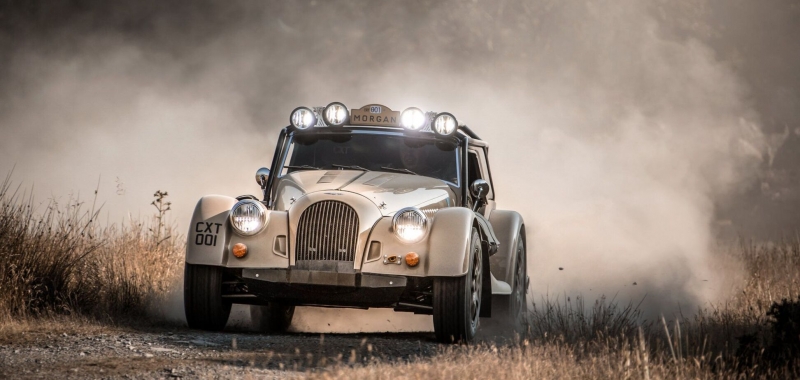 Morgan представил уникальный внедорожник в стиле ретро