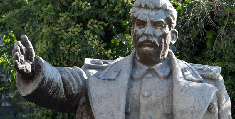 Обронзовеет ли миф о Сталине - NEWS.ru — 06.08.21