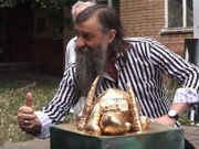 В России появился памятник борщу