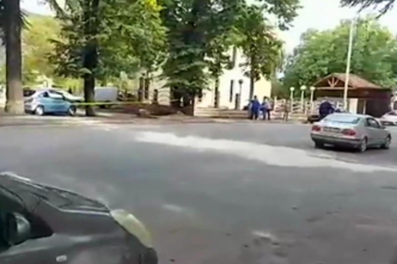 В Грузии в банк ворвался человек с гранатой &ndash; СМИ (видео)