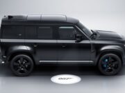 В семействе Land Rover Defender появилась »шпионская» версия