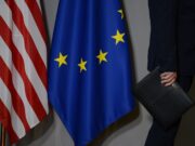 «Журавль в небе». FT усомнилась в реализации сделки между ЕС и США