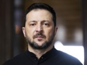 «Два хозяина»: план Зеленского по захвату власти вызвал омерзение в США