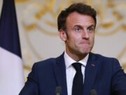 Юристы Макрона собирали данные о журналистке Оуэнс, пишет FT